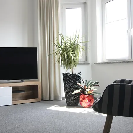 In Stadtvilla, Dessau-ziebigk Apartment