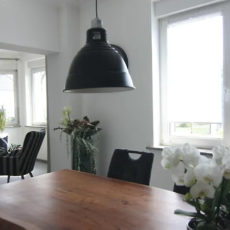 Apartment In Stadtvilla, Dessau-ziebigk Dessau-Rosslau