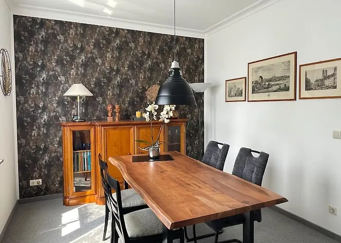 In Stadtvilla, Dessau-ziebigk *